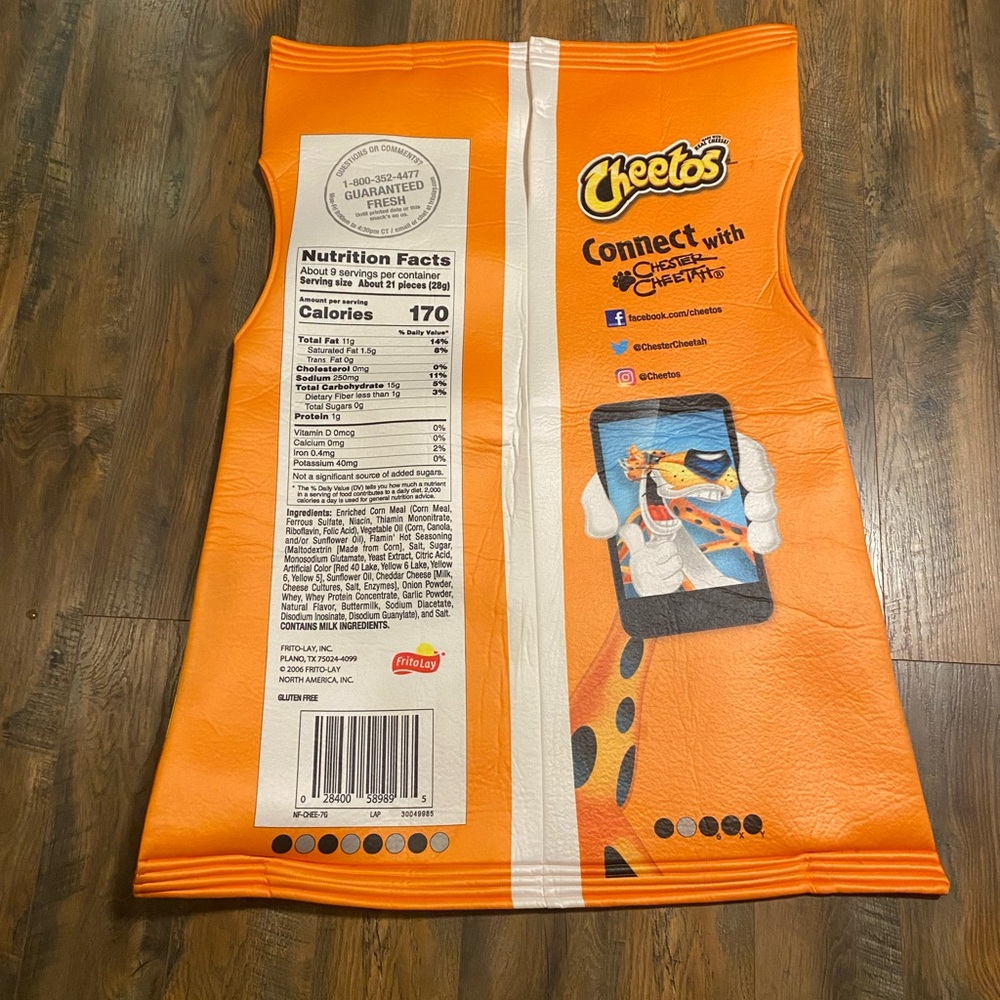 Cheetos Flamin' Hot Crunchy bag costume - Picture 5 of 10